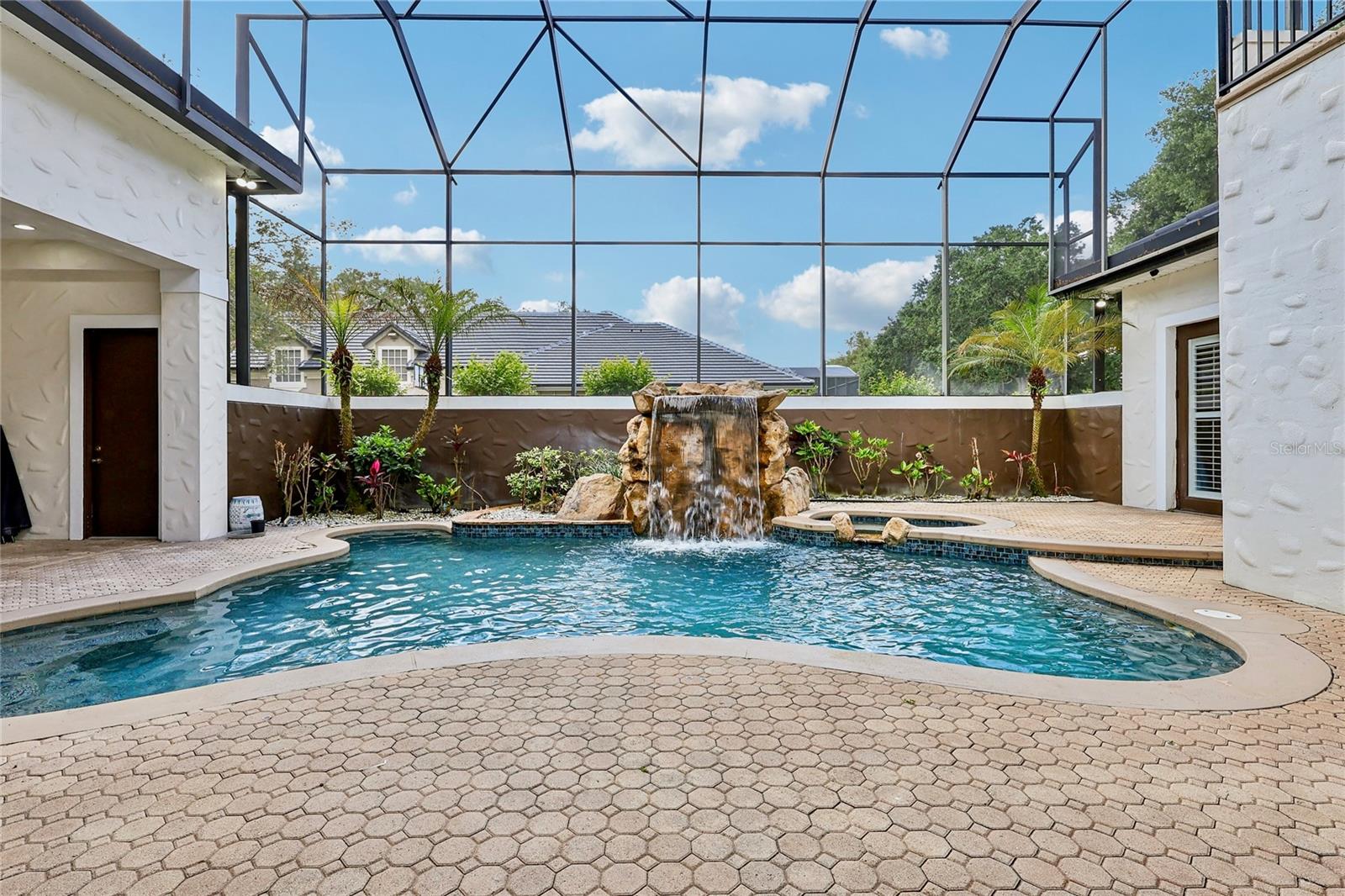 Image 35 of 80 For 2068 Roberts Point Drive