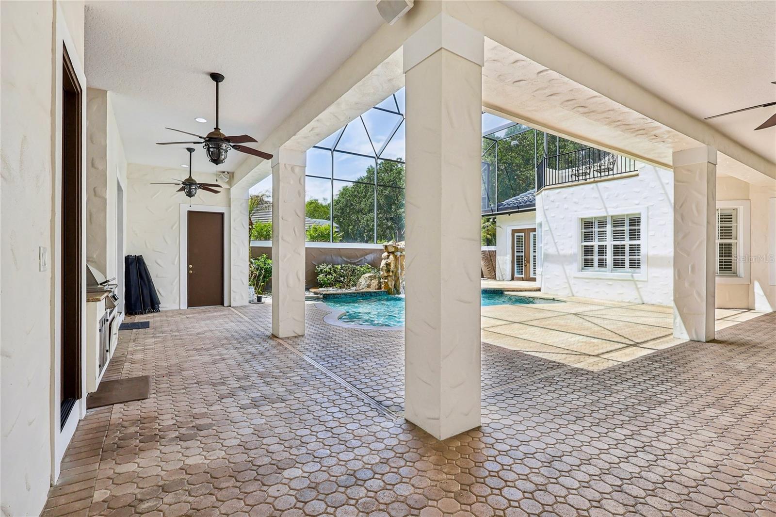 Image 45 of 80 For 2068 Roberts Point Drive