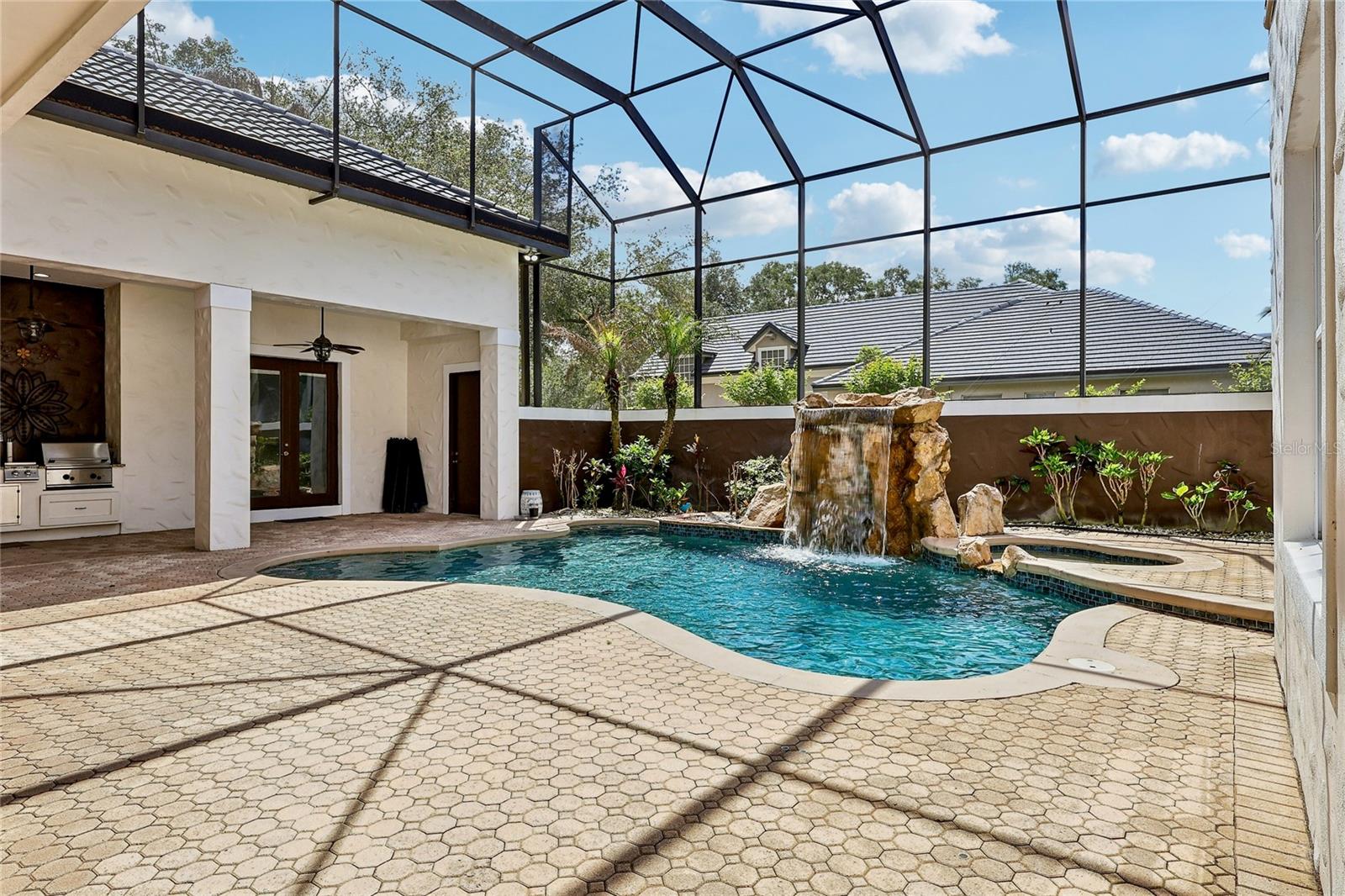 Image 47 of 80 For 2068 Roberts Point Drive