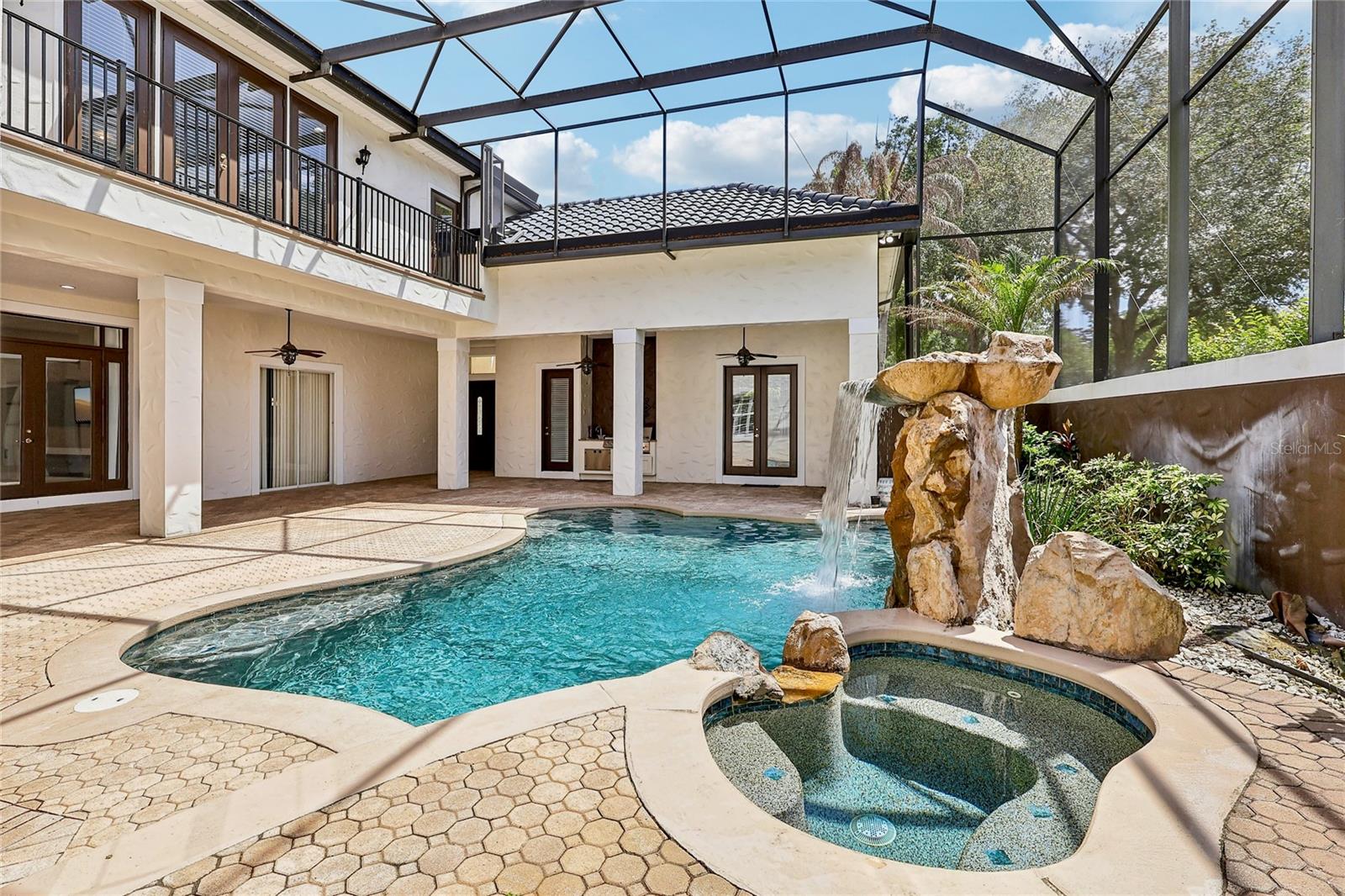 Image 5 of 80 For 2068 Roberts Point Drive