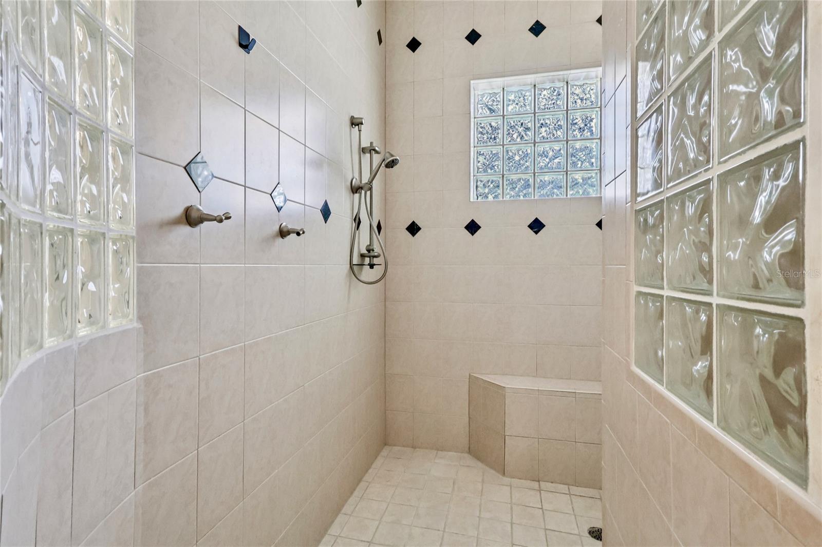 Image 57 of 80 For 2068 Roberts Point Drive