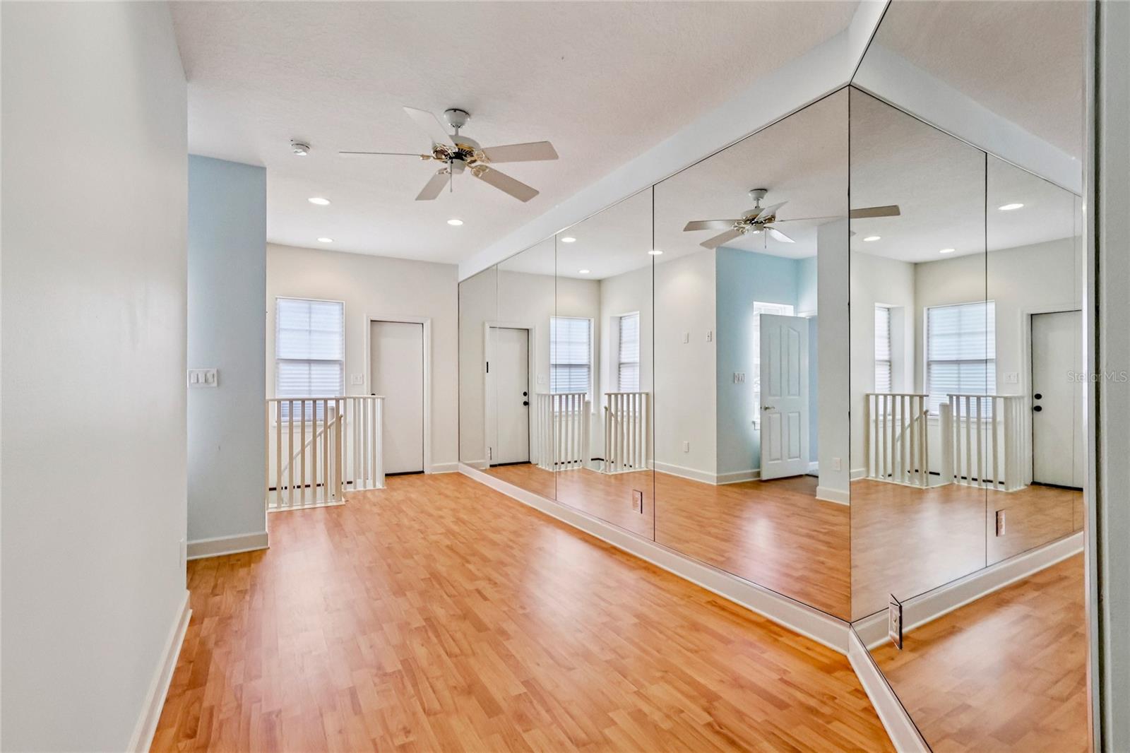 Image 63 of 80 For 2068 Roberts Point Drive