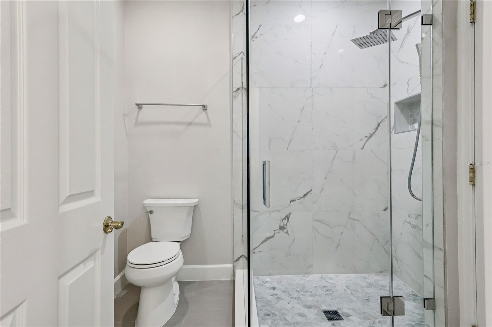 Image 67 of 80 For 2068 Roberts Point Drive