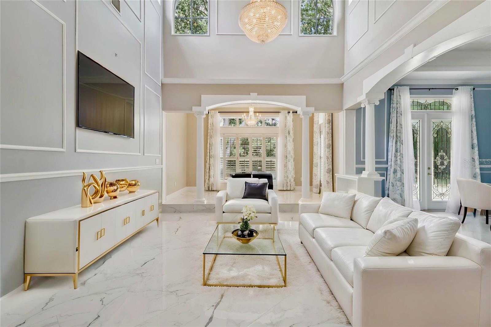 Image 7 of 80 For 2068 Roberts Point Drive