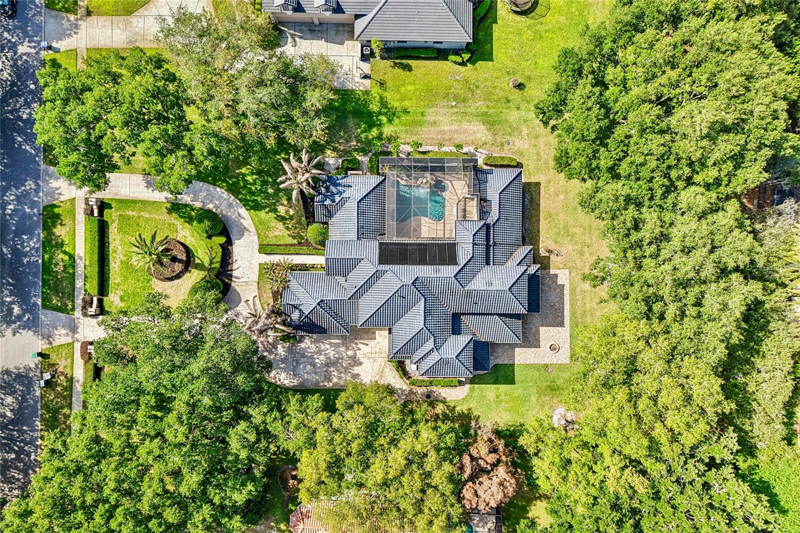 Image 71 of 80 For 2068 Roberts Point Drive