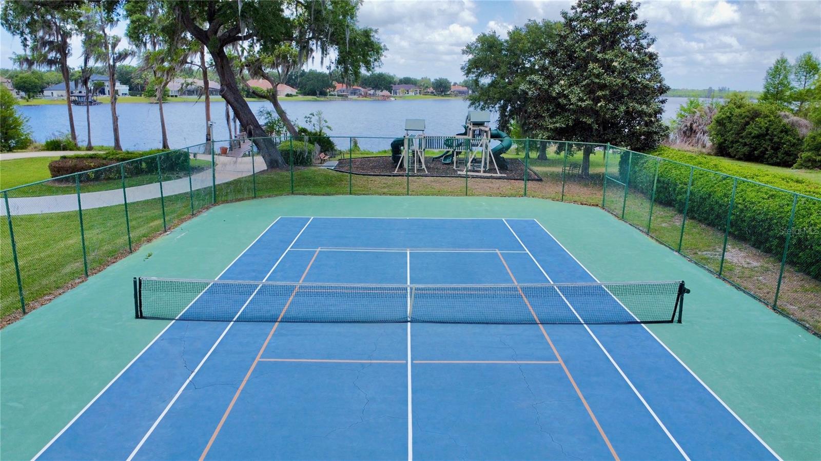 Image 75 of 80 For 2068 Roberts Point Drive