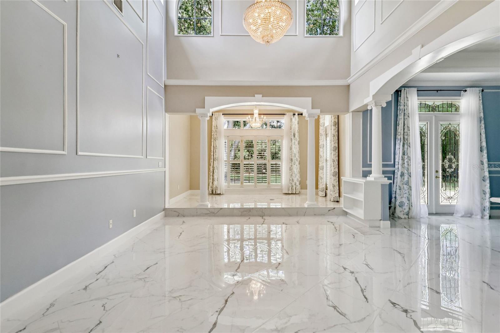 Image 8 of 80 For 2068 Roberts Point Drive