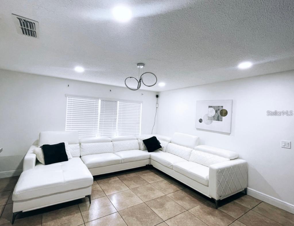 Image 4 of 14 For 11331 Cardiff Drive