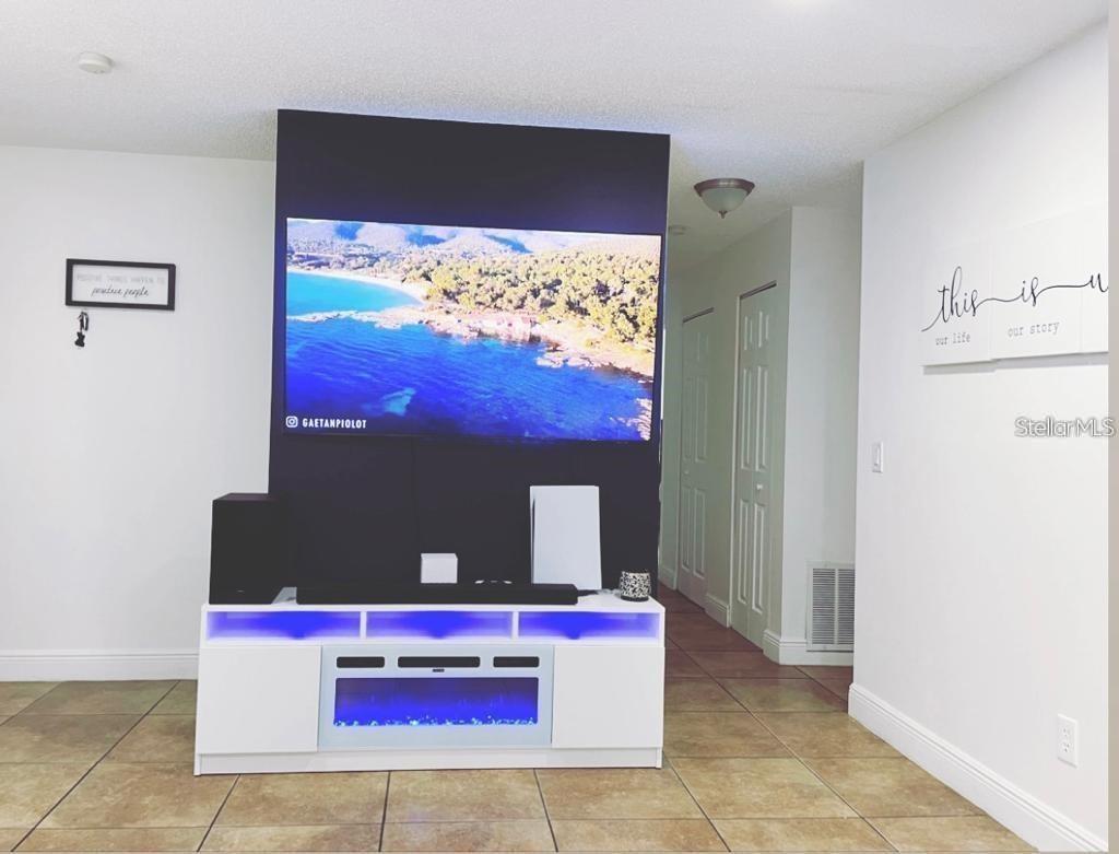 Image 5 of 14 For 11331 Cardiff Drive