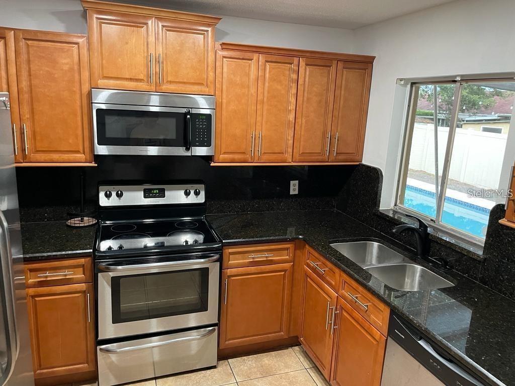 Image 7 of 14 For 11331 Cardiff Drive