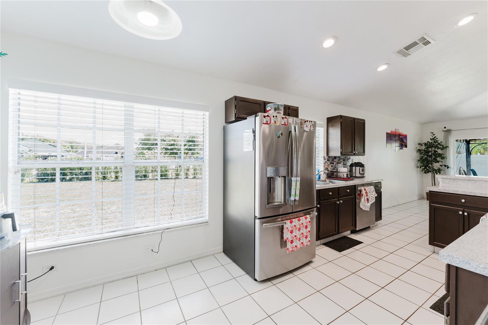 Image 12 of 58 For 8859 Fort Jefferson Boulevard