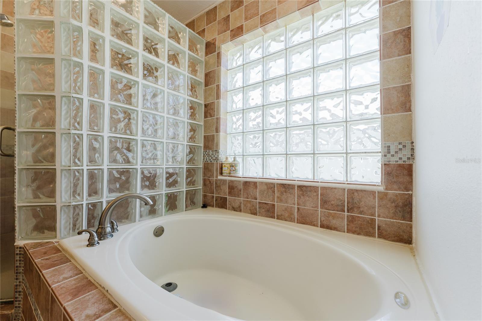 Image 29 of 58 For 8859 Fort Jefferson Boulevard