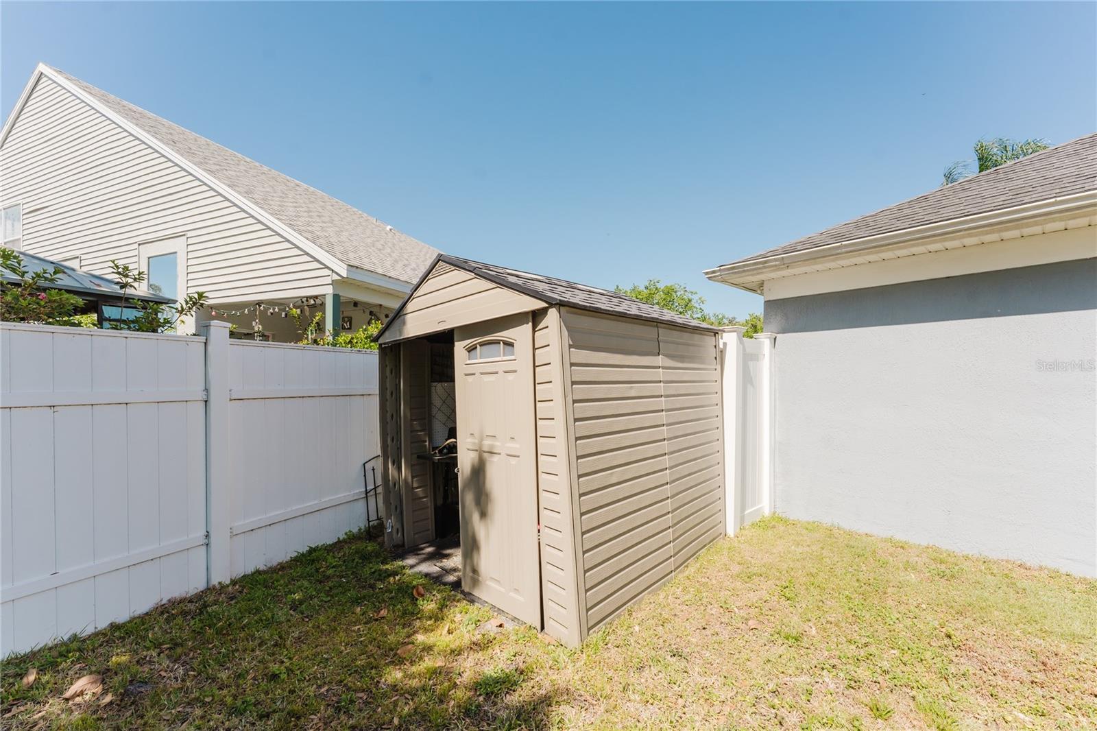 Image 45 of 58 For 8859 Fort Jefferson Boulevard