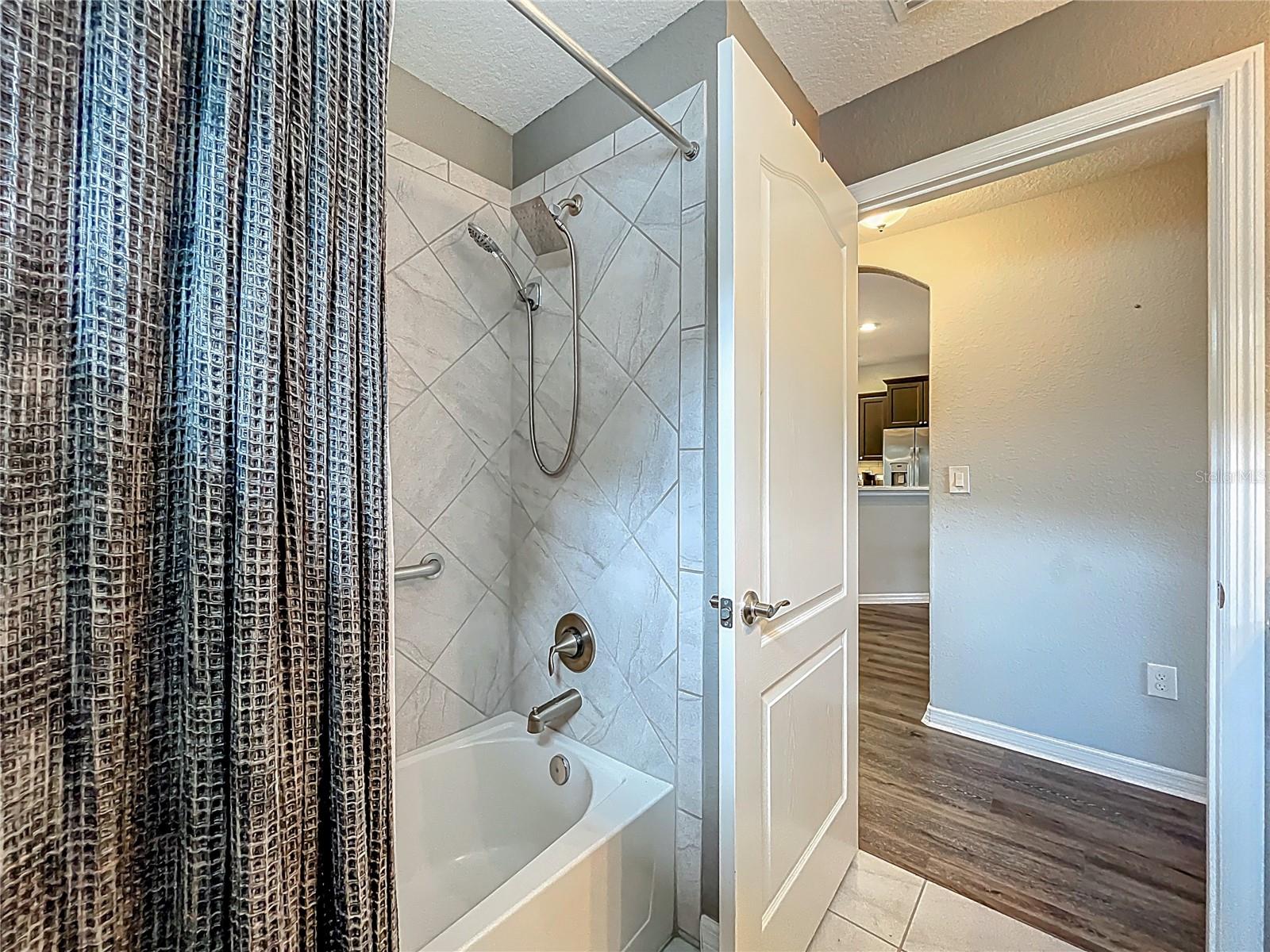 Image 25 of 43 For 27327 Roanoke Drive