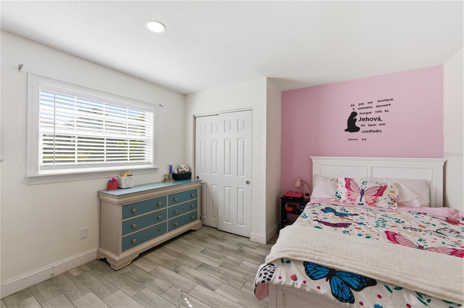 Image 13 of 26 For 214 Thompson Road