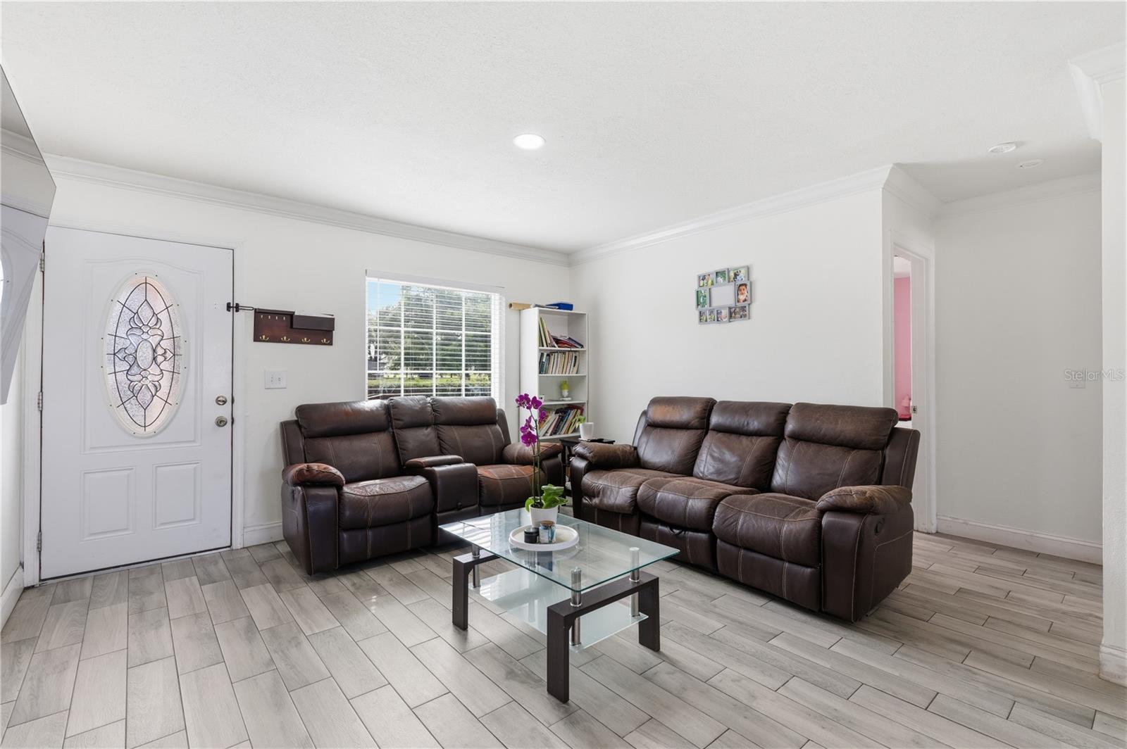 Image 3 of 26 For 214 Thompson Road