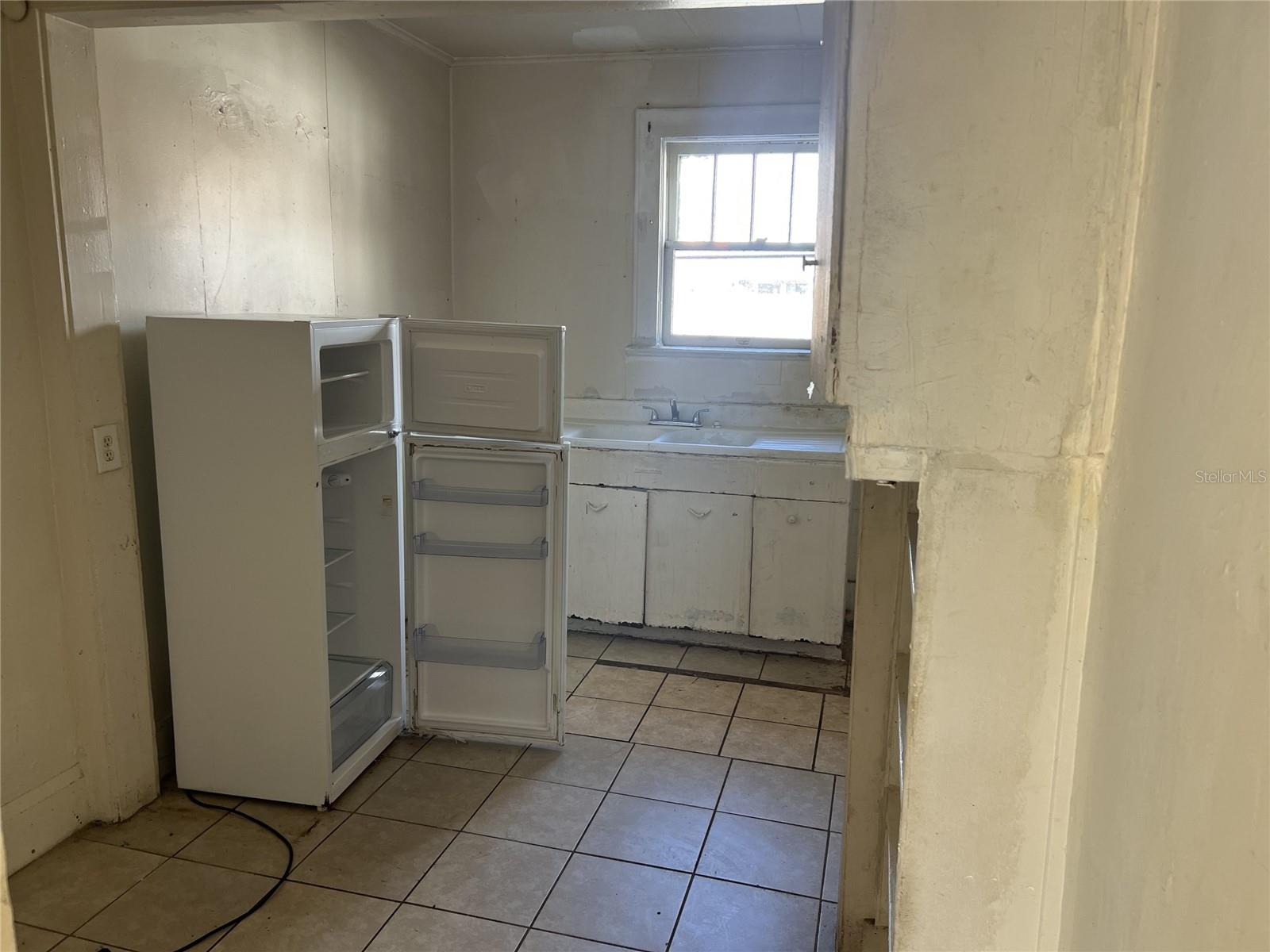 Image 5 of 6 For 720 6th Street N 1