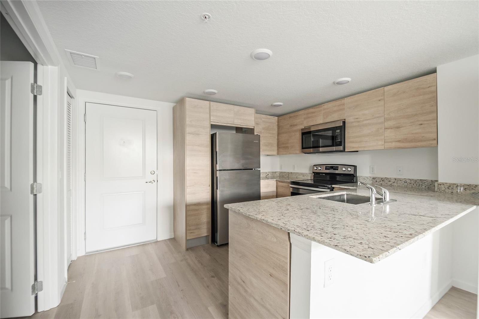 Image 14 of 47 For 1230 Southstation Place 304