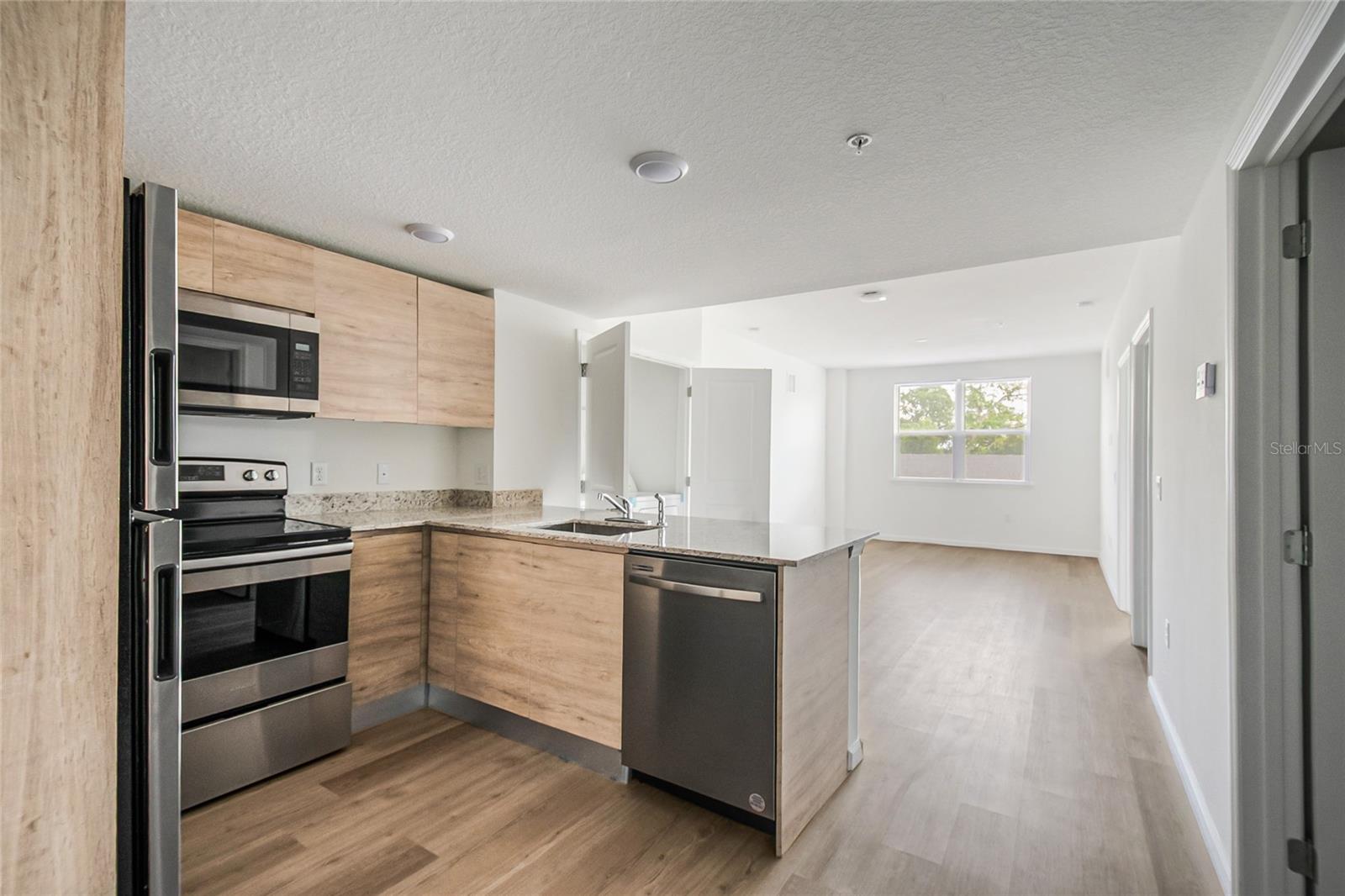 Image 21 of 47 For 1230 Southstation Place 304