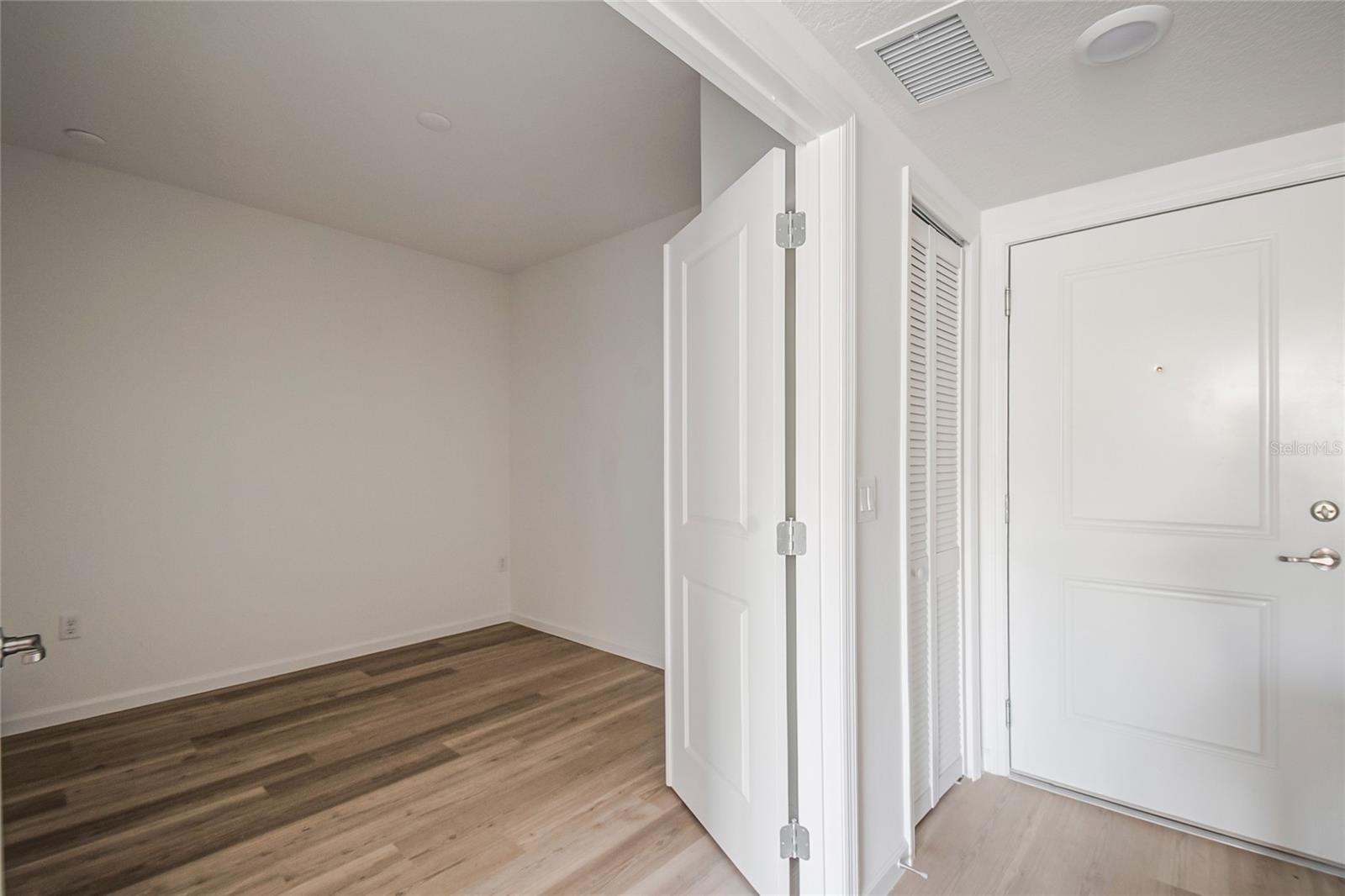 Image 28 of 47 For 1230 Southstation Place 304