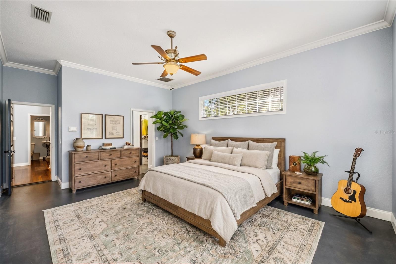 Image 19 of 66 For 702 Golfpoint Drive