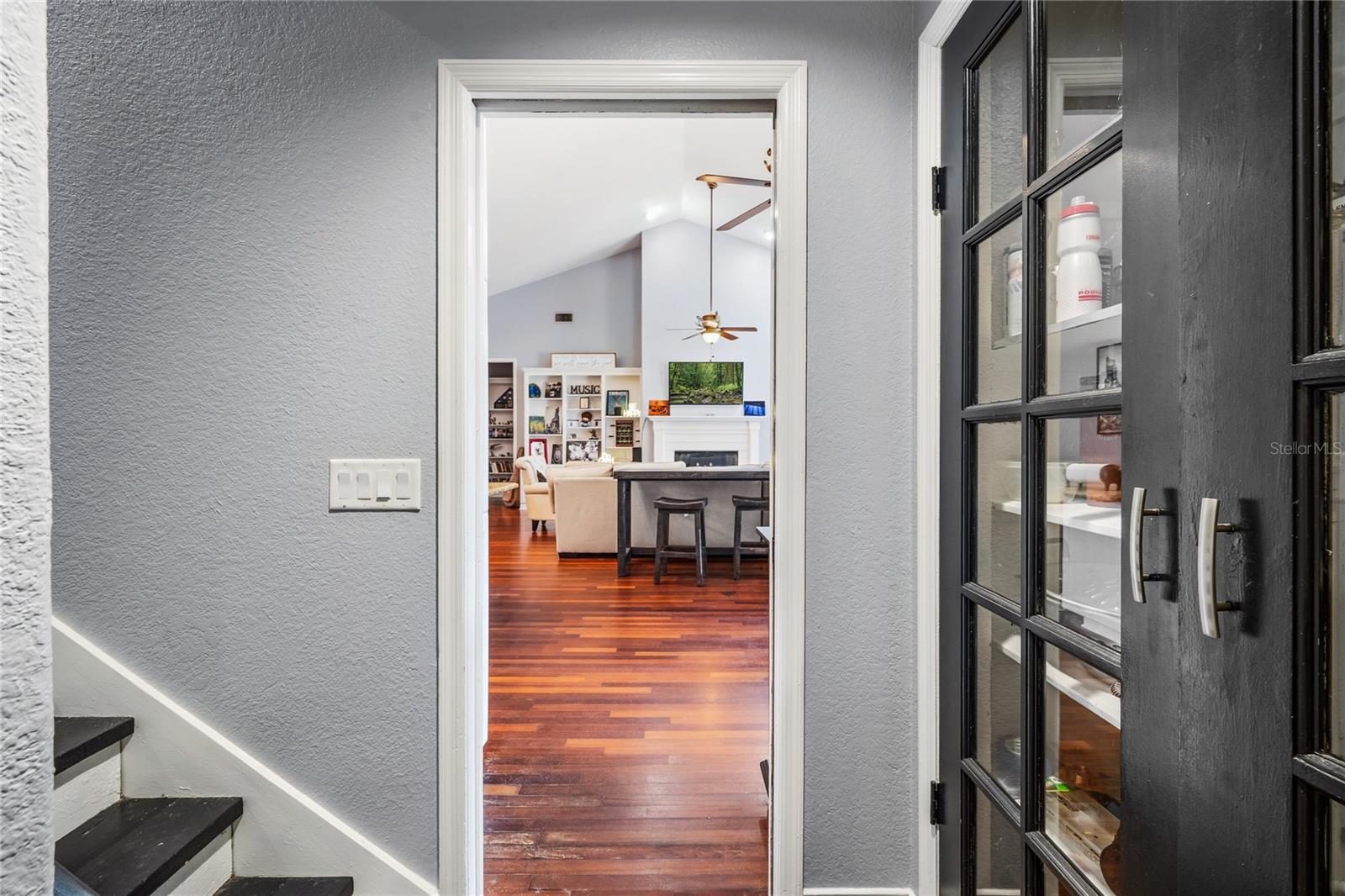 Image 27 of 66 For 702 Golfpoint Drive