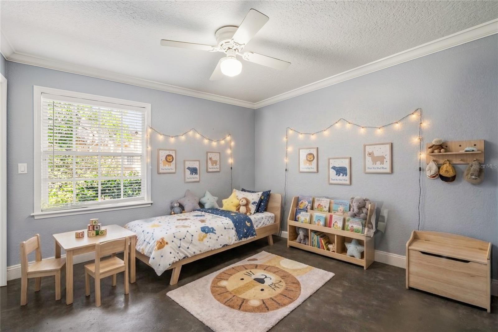 Image 28 of 66 For 702 Golfpoint Drive