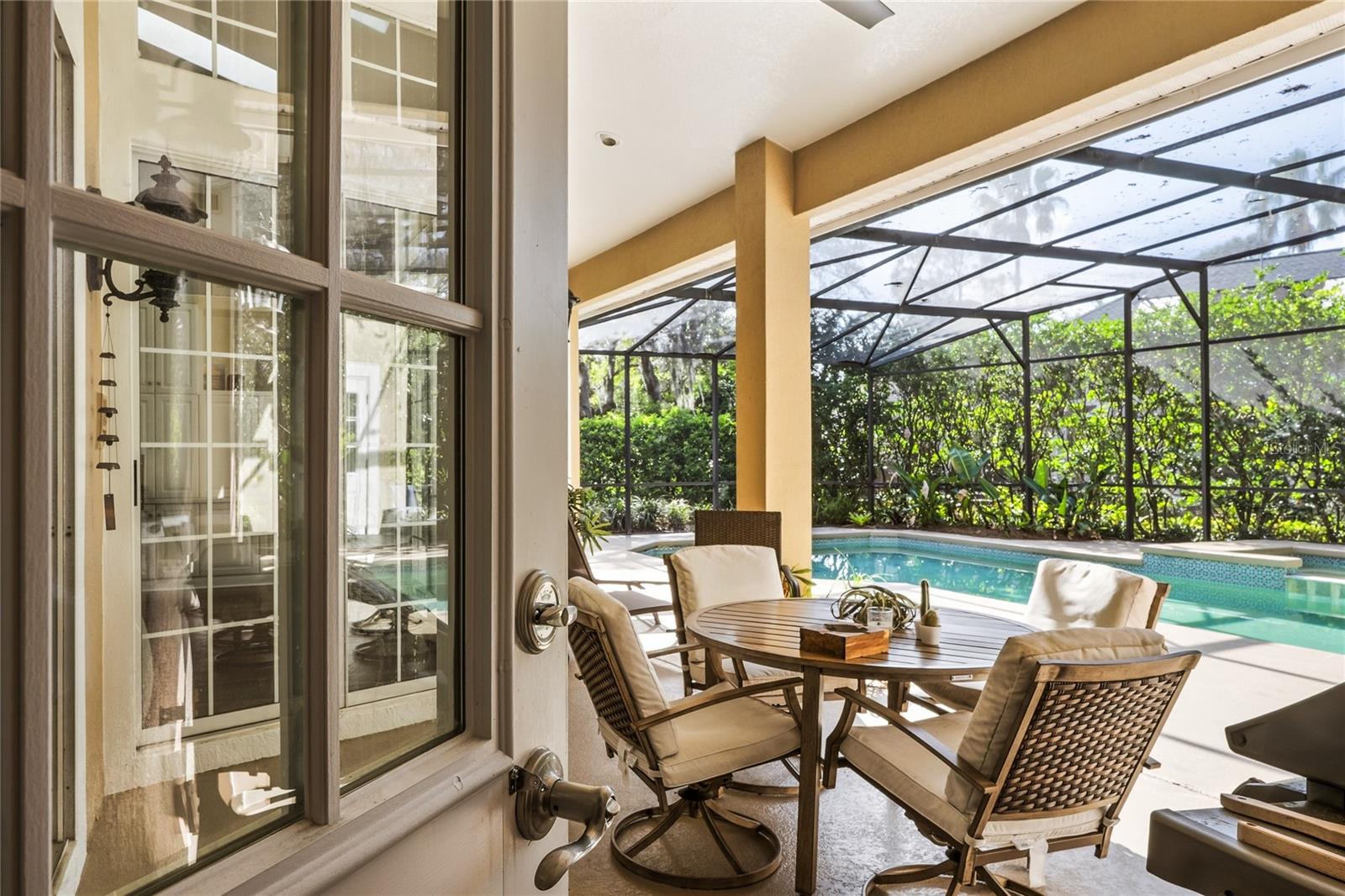 Image 34 of 66 For 702 Golfpoint Drive