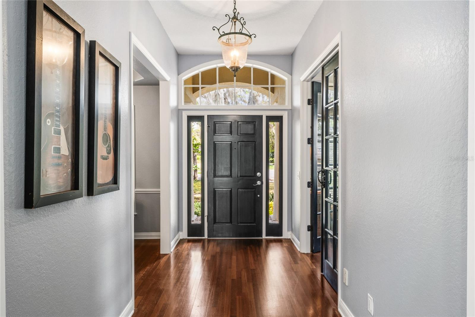 Image 5 of 66 For 702 Golfpoint Drive