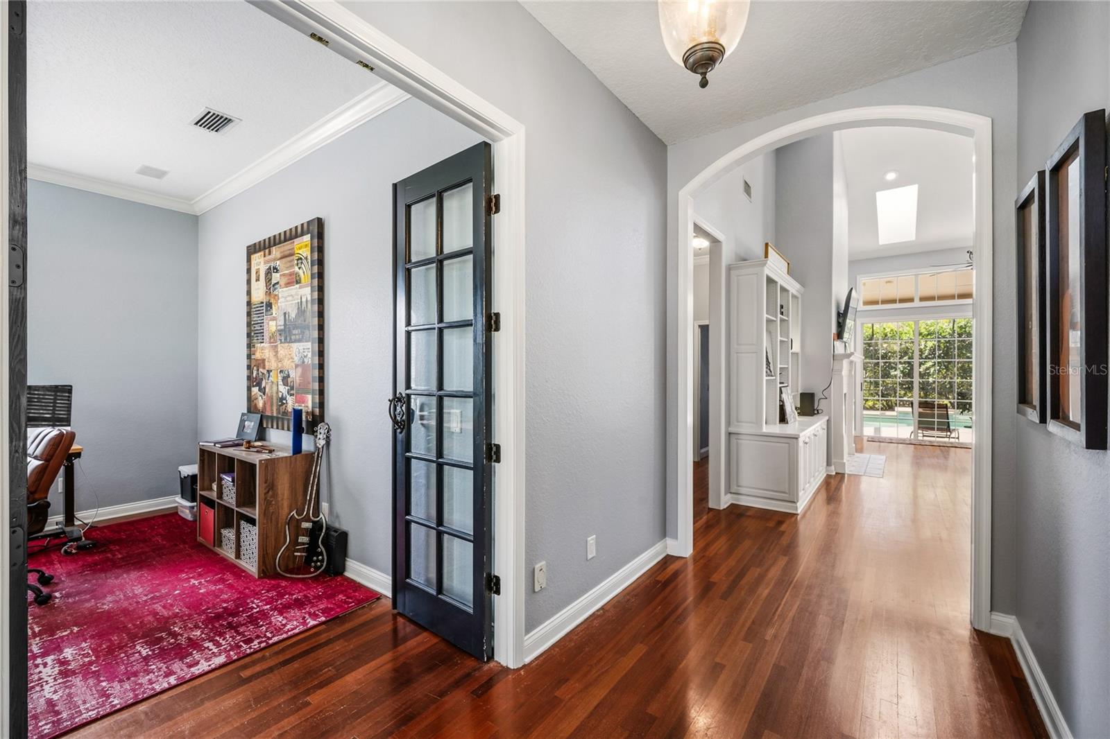 Image 6 of 66 For 702 Golfpoint Drive