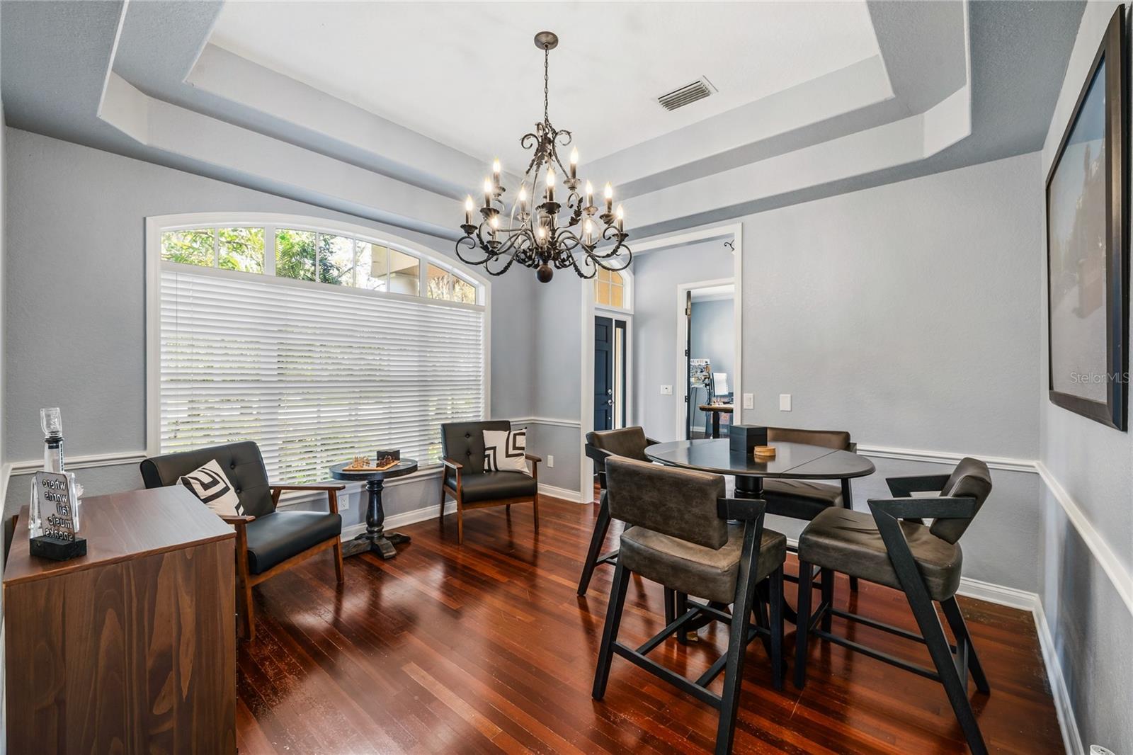 Image 9 of 66 For 702 Golfpoint Drive