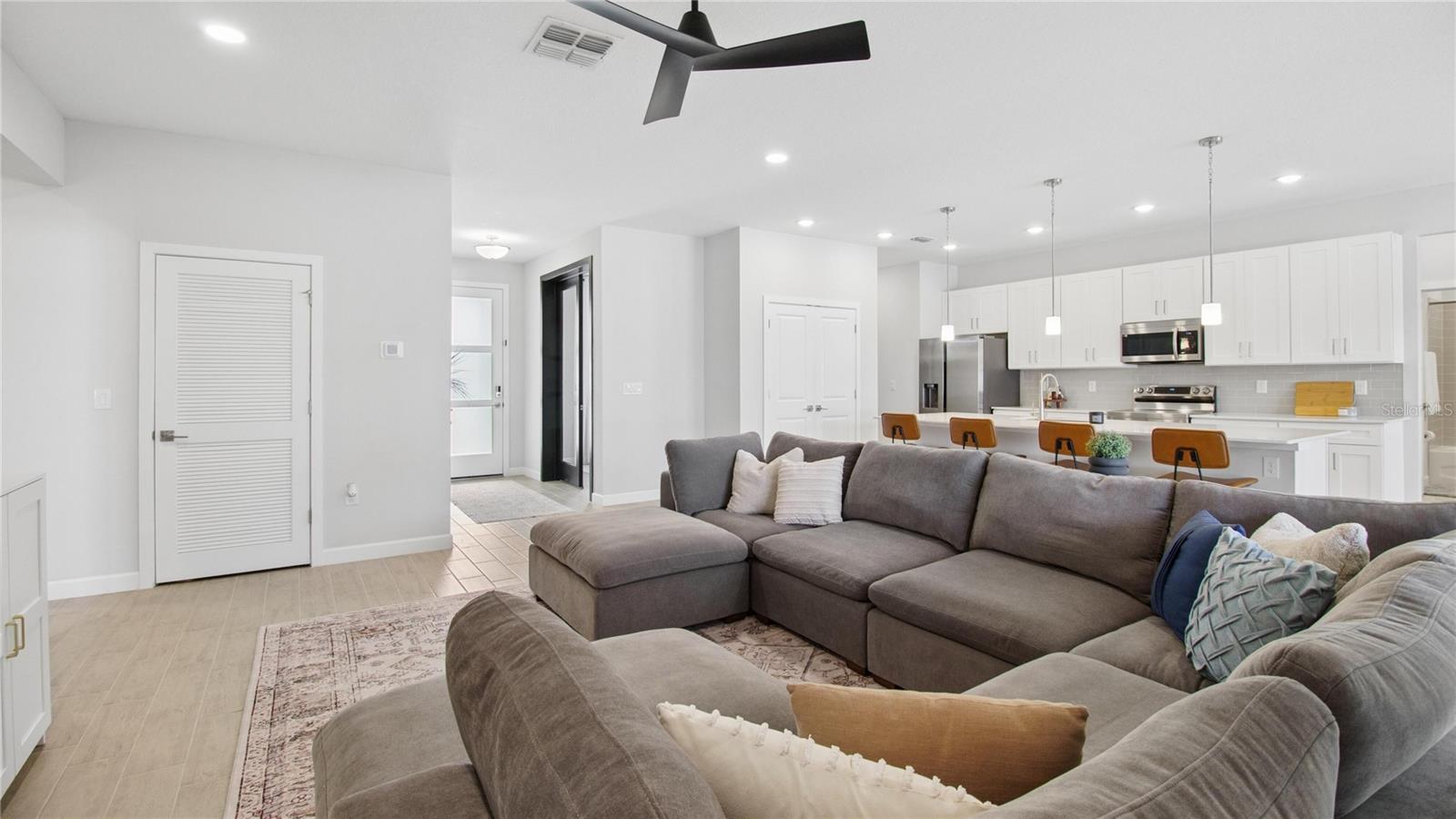 Image 2 of 62 For 61 Beauford Lane