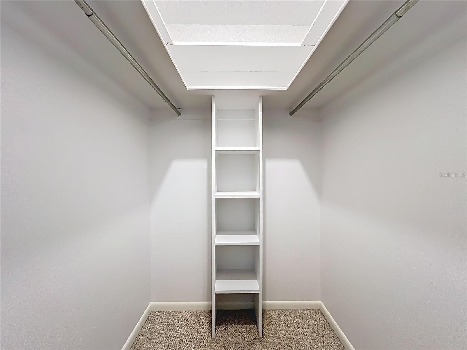 Listing photo id 27 for 4922 Hoperita Street