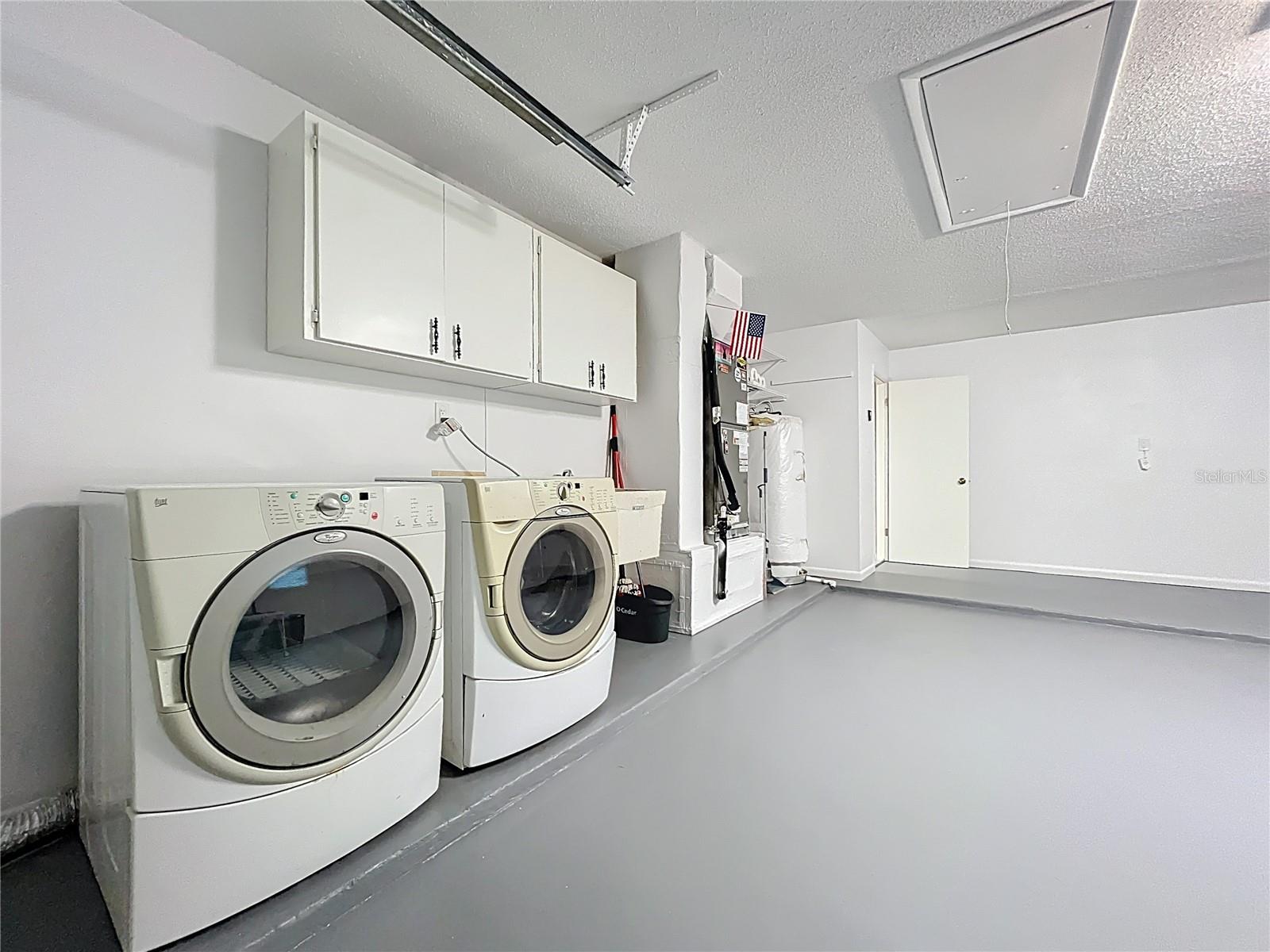 Listing photo id 28 for 4922 Hoperita Street