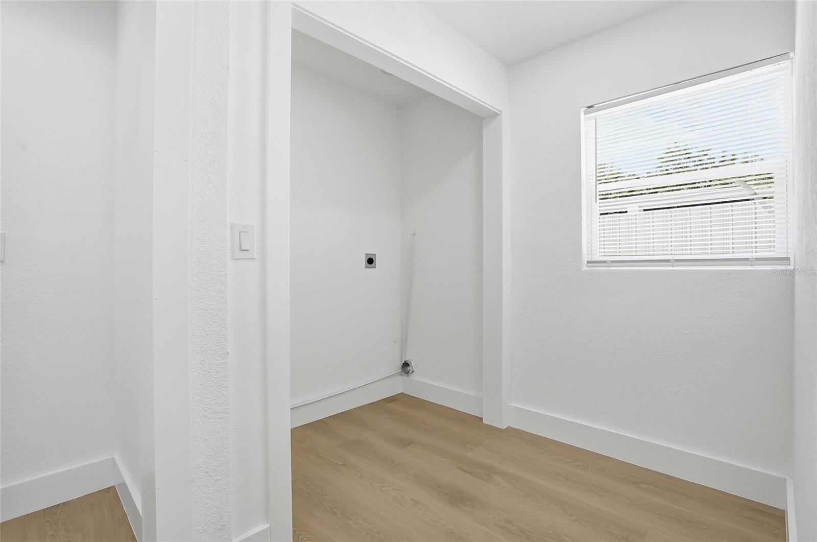 Image 13 of 46 For 6808 Cortez Street