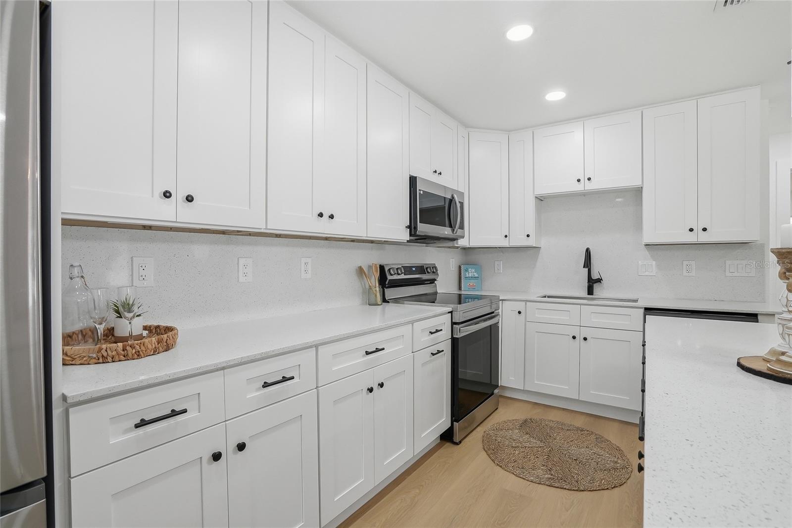 Image 35 of 46 For 6808 Cortez Street