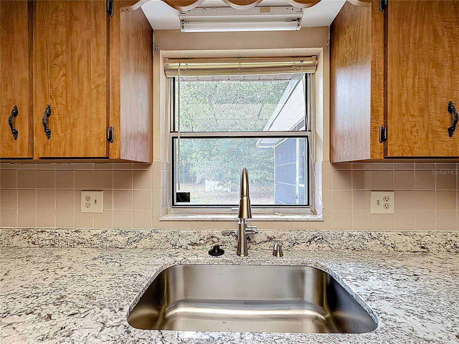 Image 17 of 53 For 615 Third Avenue