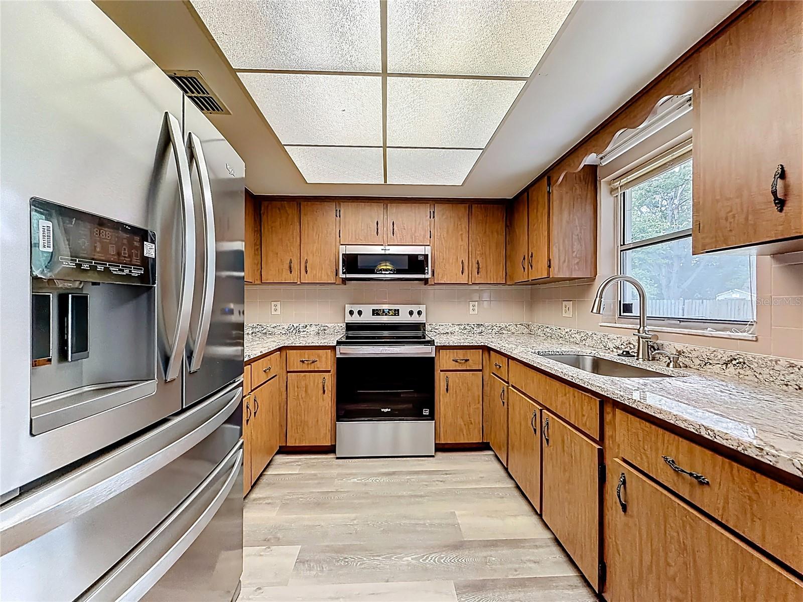 Image 5 of 53 For 615 Third Avenue