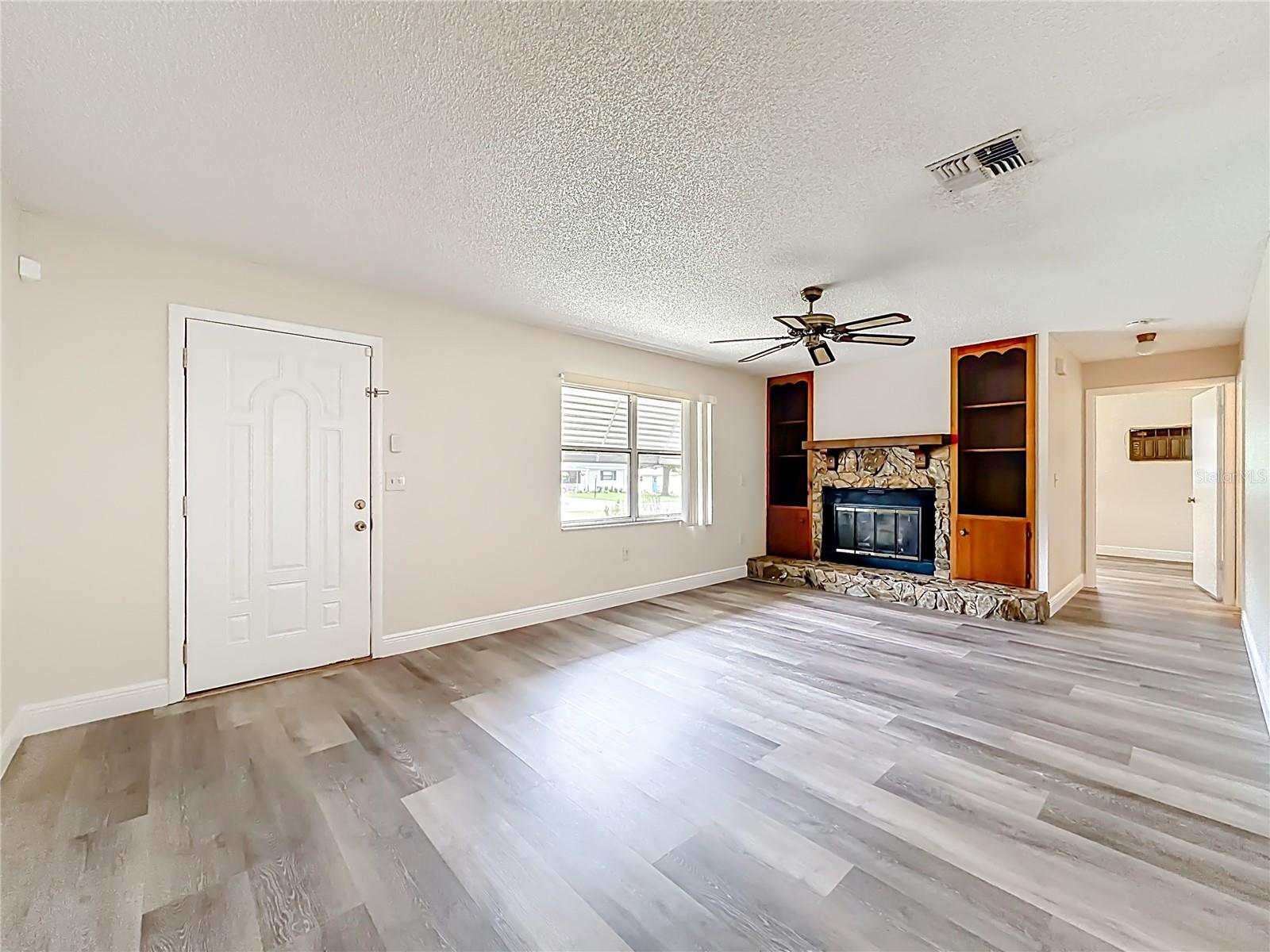 Image 7 of 53 For 615 Third Avenue