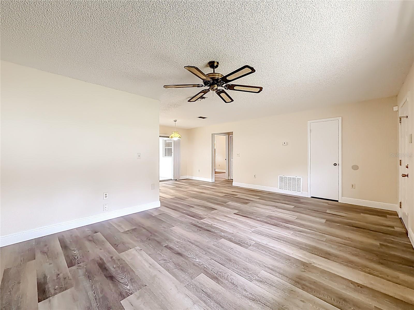 Image 8 of 53 For 615 Third Avenue