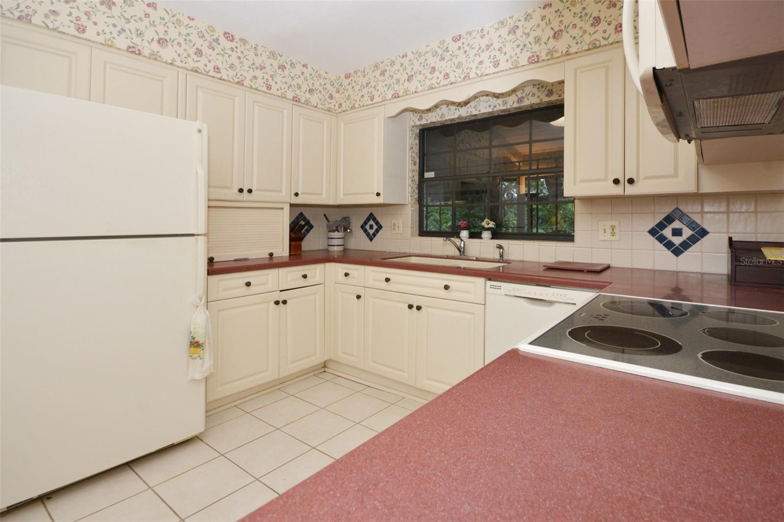 Image 12 of 31 For 1406 Magna Court