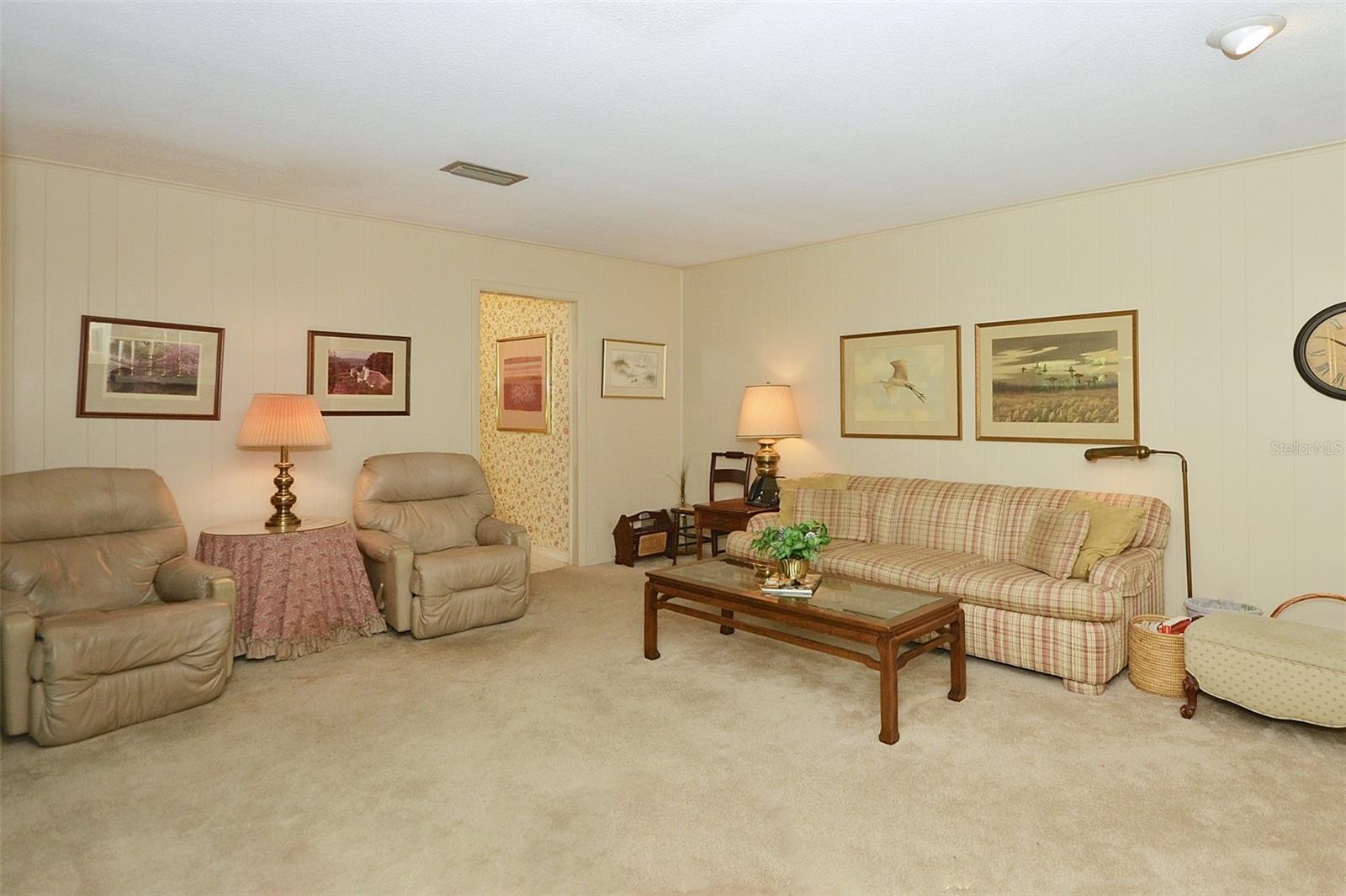 Image 16 of 31 For 1406 Magna Court