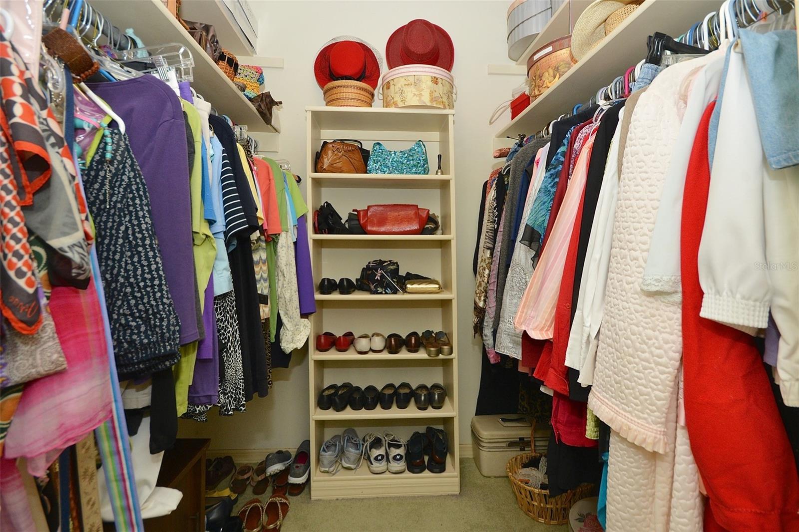 Image 23 of 31 For 1406 Magna Court