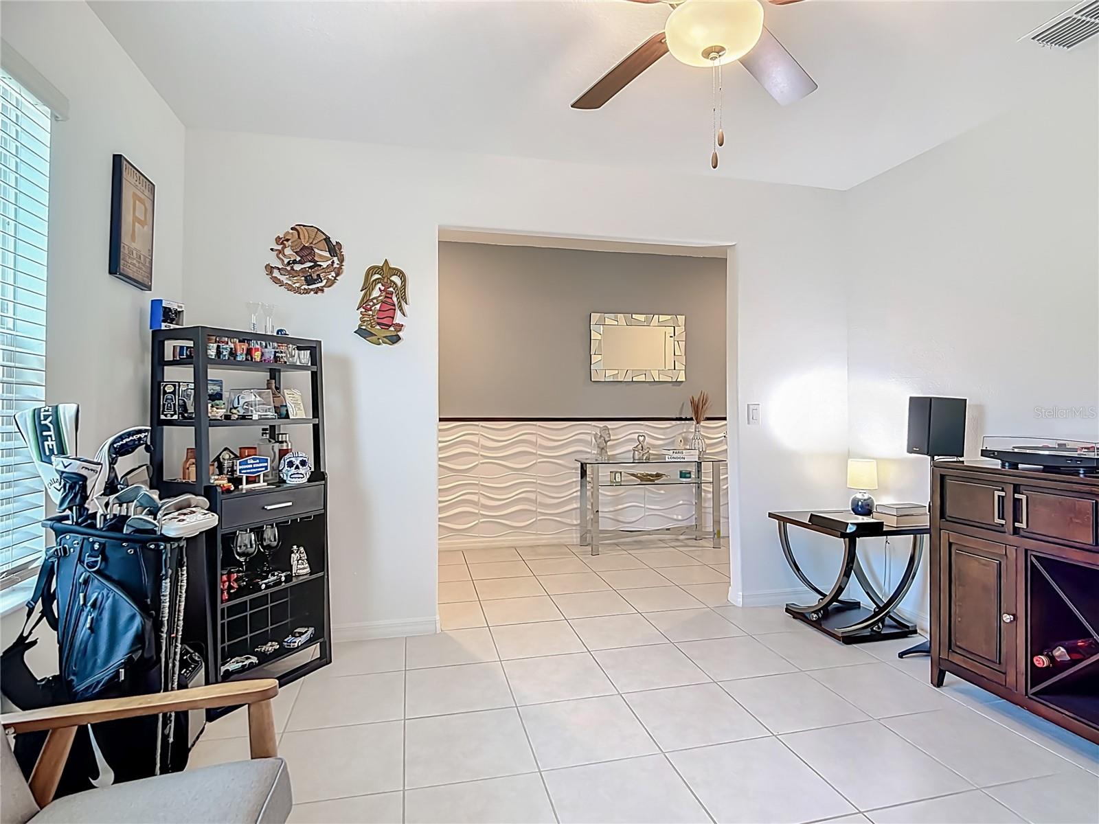 Image 16 of 54 For 1699 Red Loop