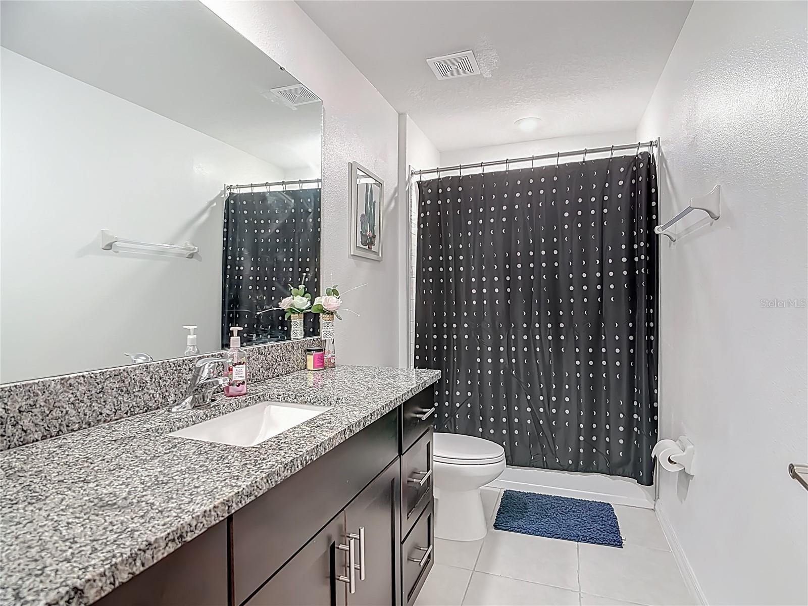 Image 31 of 54 For 1699 Red Loop