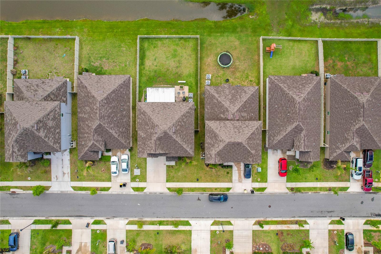 Image 50 of 54 For 1699 Red Loop