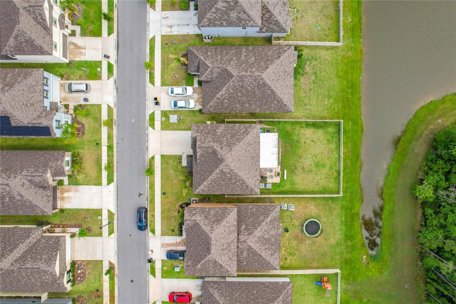 Image 51 of 54 For 1699 Red Loop