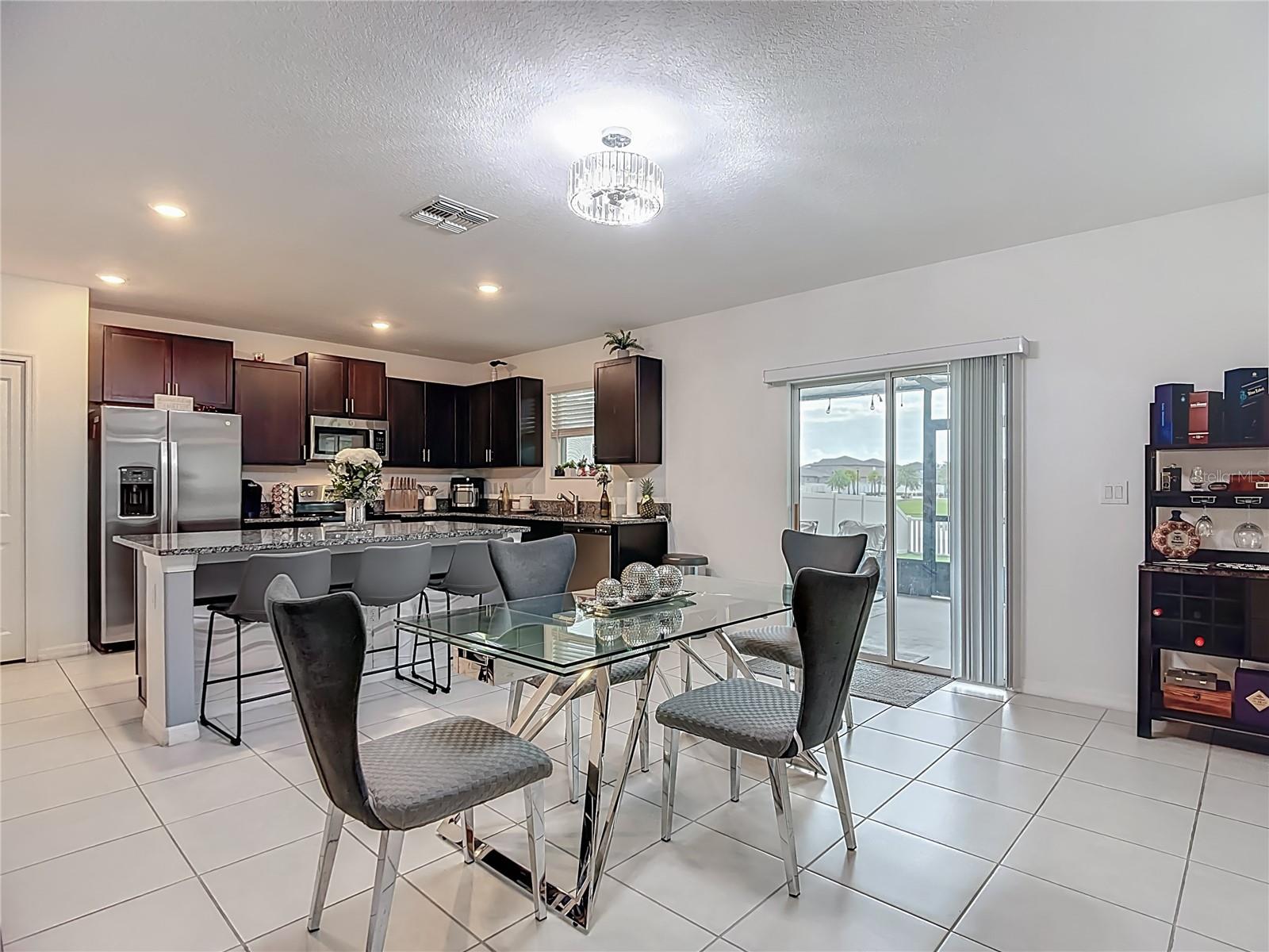 Image 7 of 54 For 1699 Red Loop