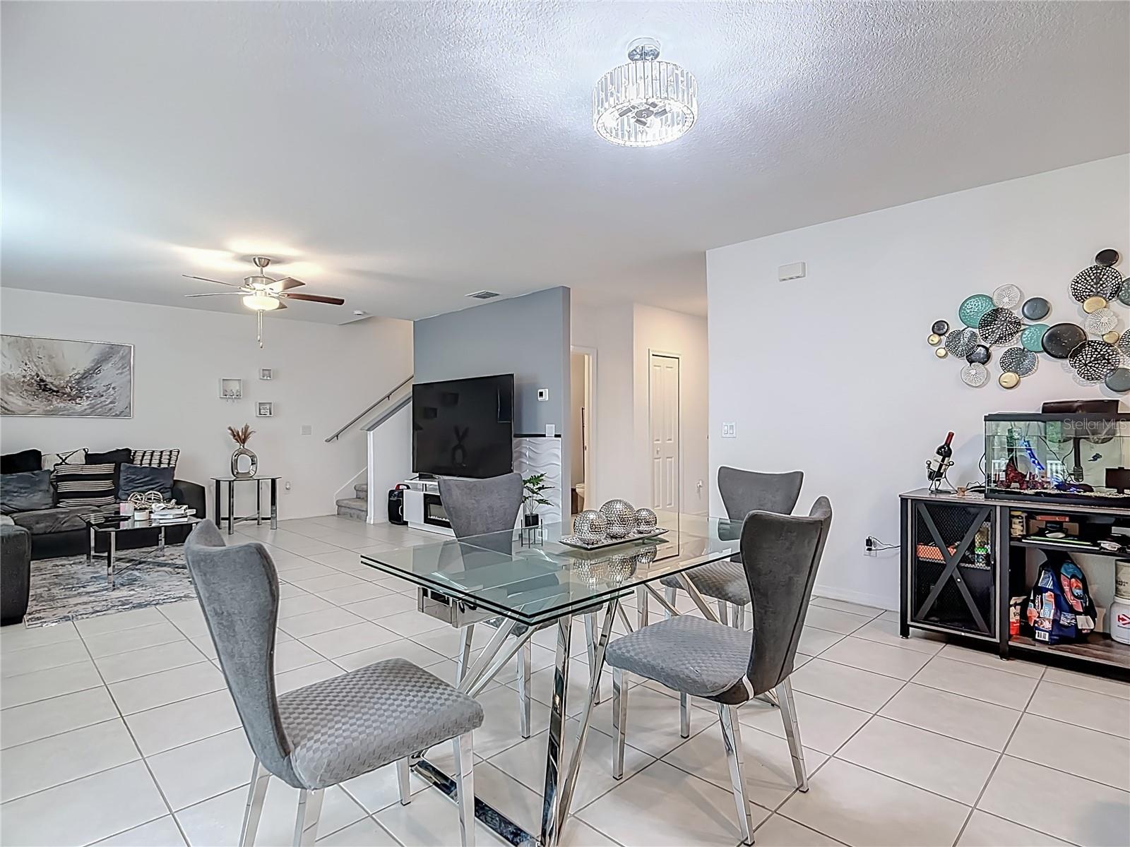 Image 8 of 54 For 1699 Red Loop