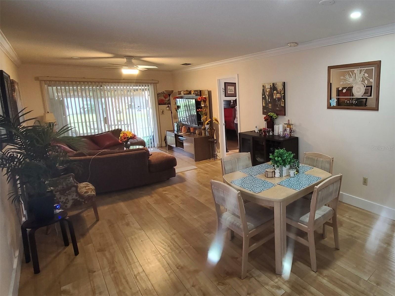 Image 4 of 13 For 5059 Live Oak Circle 5059